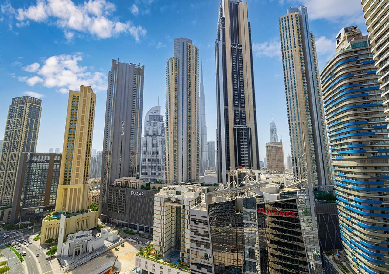 2 Bedroom Apartment! 5 Minute Walk To Mall! Burj Khalifa View! *