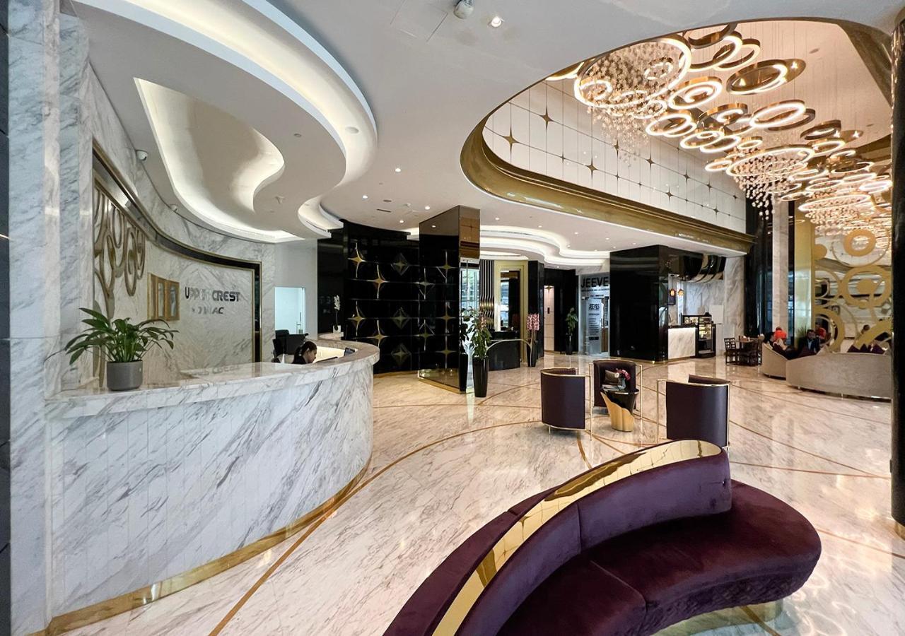 2 Bedroom Apartment! 5 Minute Walk To Mall! Burj Khalifa View! * Dubai